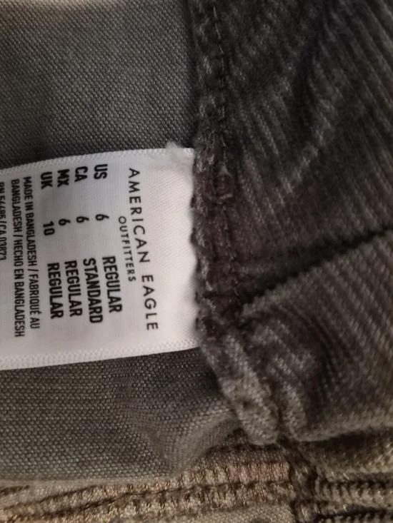 American Eagle Olive Green Corduroy Mini Skirt Size 6 - Picture 10 of 10